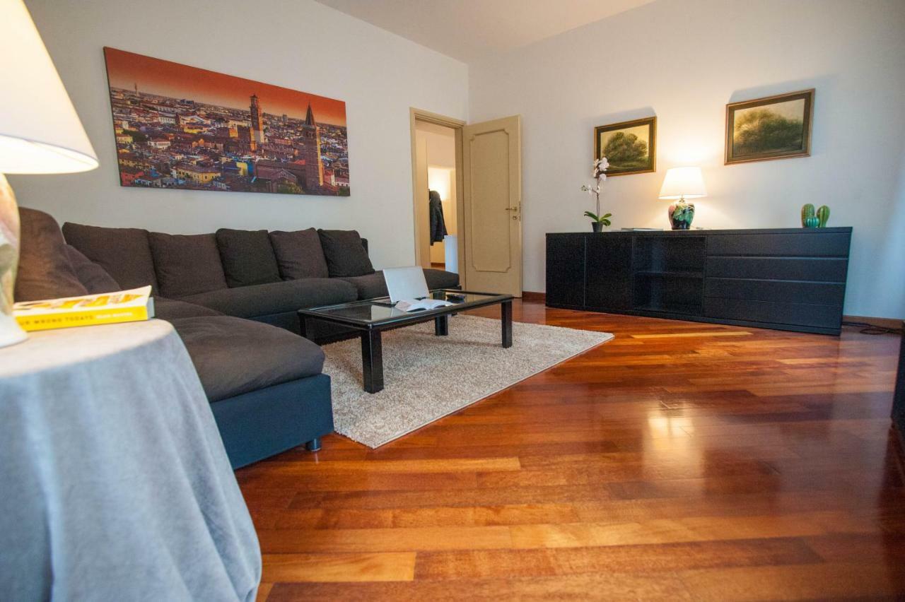 Italianflat - Via Mazzini Appartement Verona Buitenkant foto